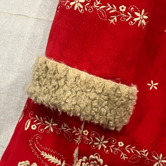 [Toddler 5Y]GAP Kids Hooded Coat Red Faux Suede Nordic Embroidered Shearling - Picture 3 of 11